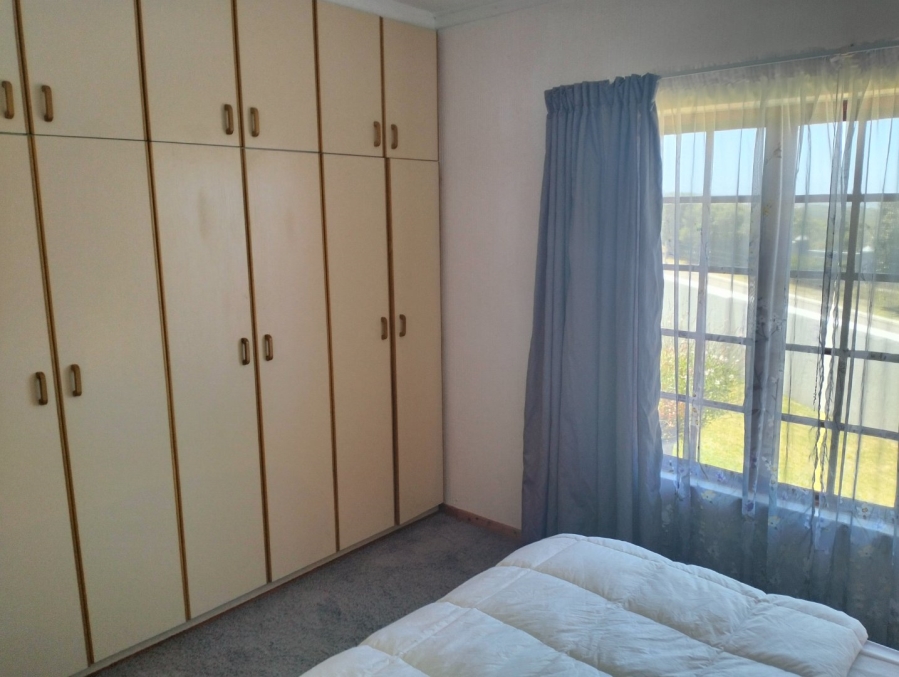 To Let 3 Bedroom Property for Rent in Tergniet Western Cape